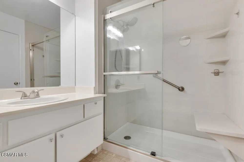 2776 Erringer Road #19 Simi Valley, CA 93065
