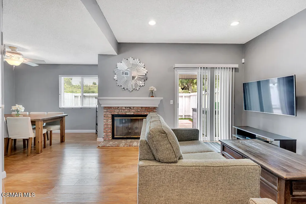 2776 Erringer Road #19 Simi Valley, CA 93065