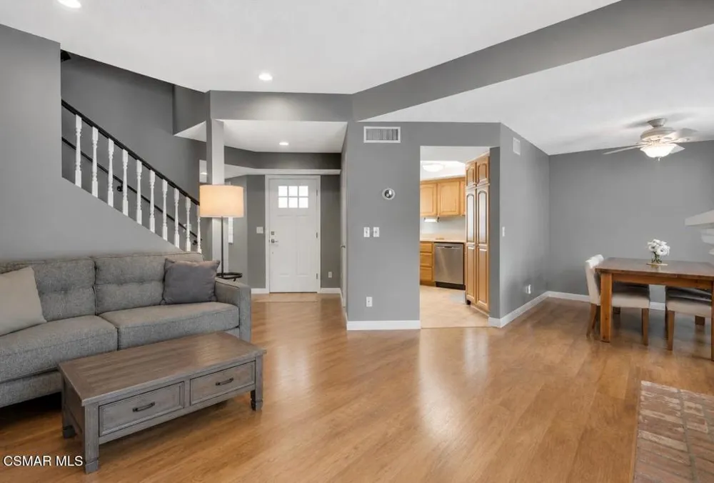 2776 Erringer Road #19 Simi Valley, CA 93065