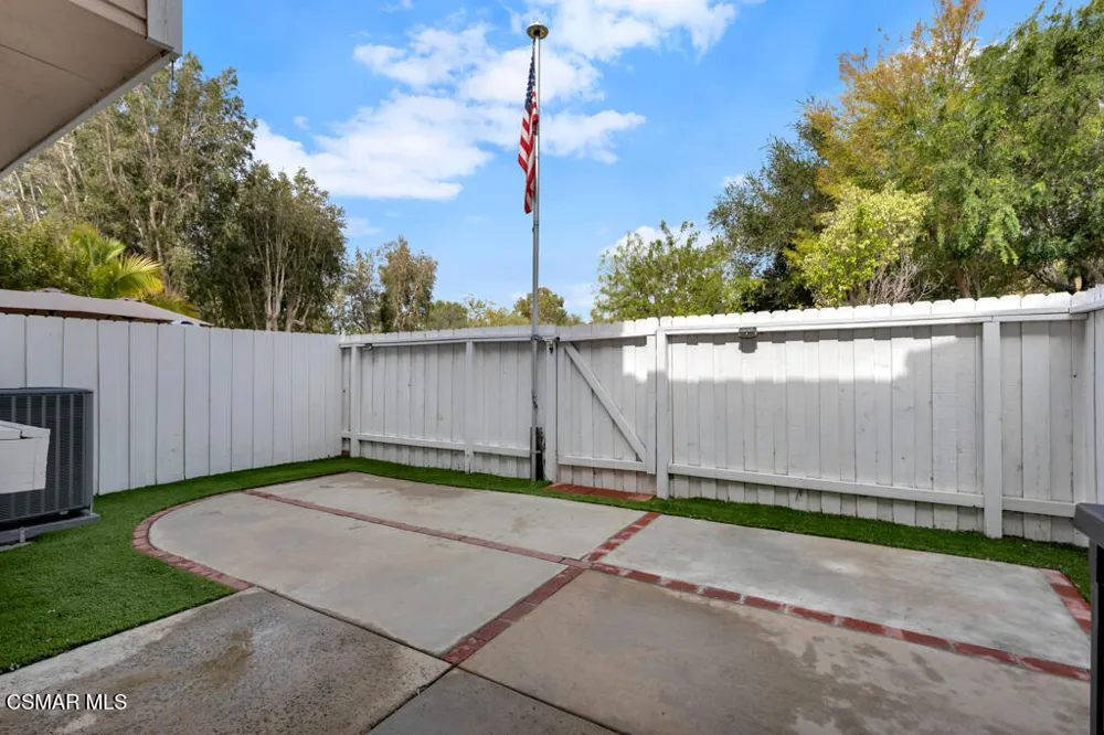 2776 Erringer Road #19 Simi Valley, CA 93065