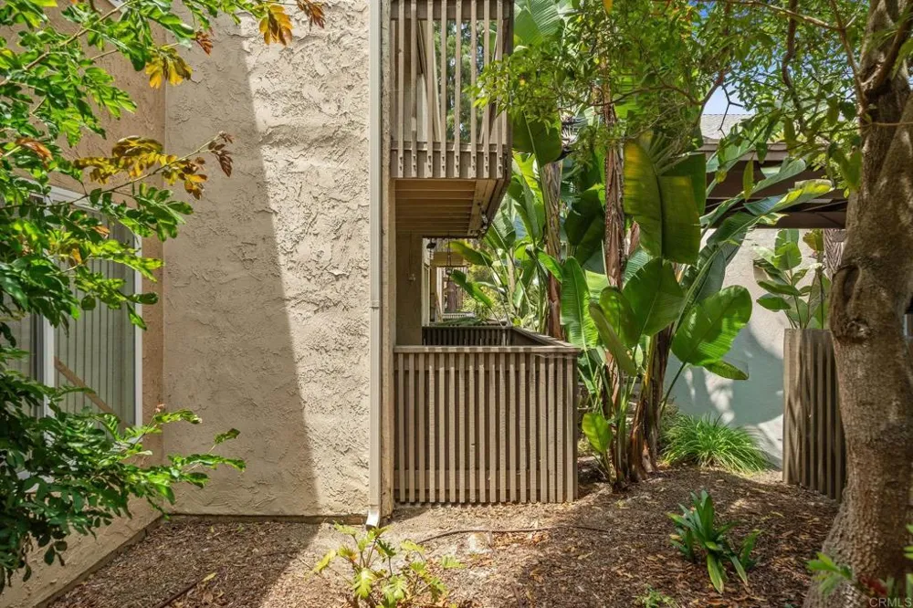8548 Via Mallorca #E La Jolla, CA 92037