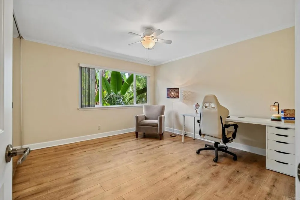 8548 Via Mallorca #E La Jolla, CA 92037