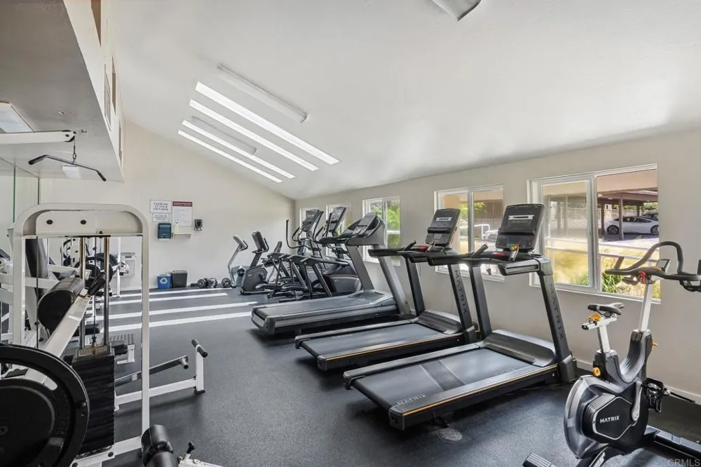 8548 Via Mallorca #E La Jolla, CA 92037