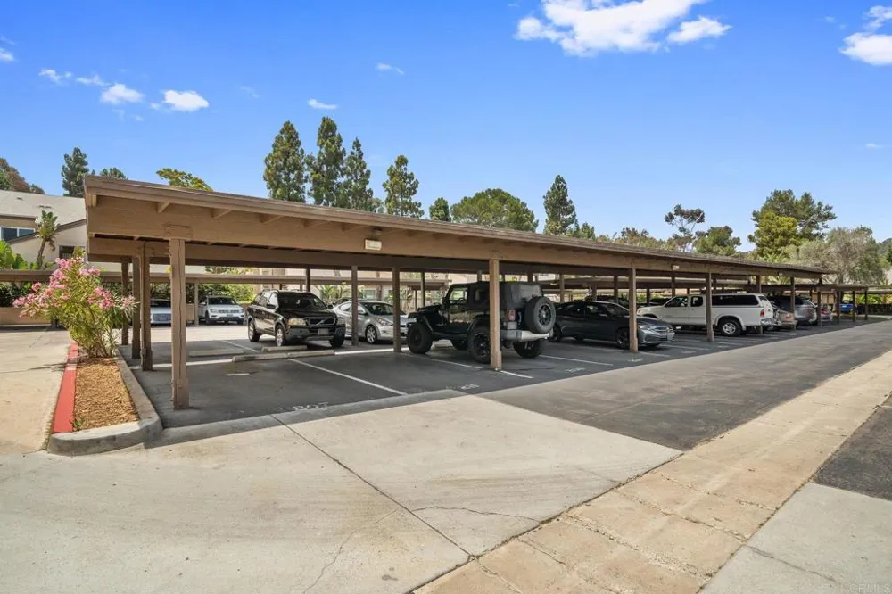 8548 Via Mallorca #E La Jolla, CA 92037