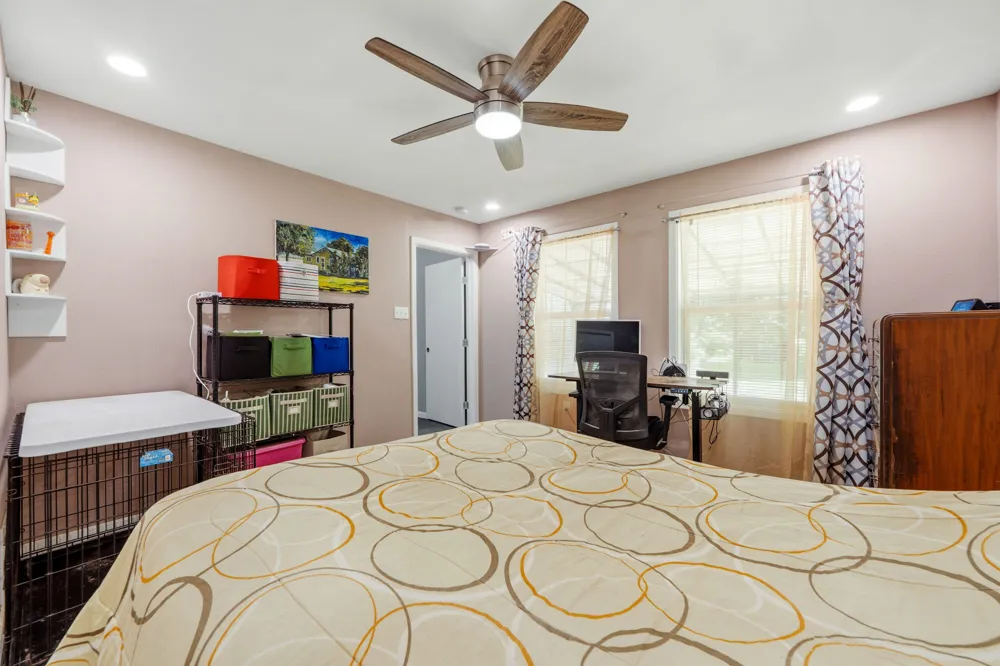 914 6th Street Blanco, TX 78606