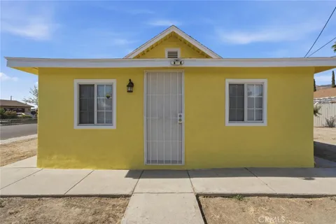 359 E 1st