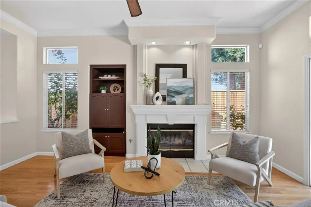 2554 Twain AVE Clovis, CA 93611