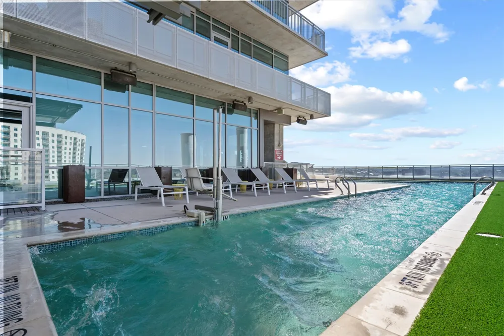 222 West Avenue #1108 Austin, TX 78701