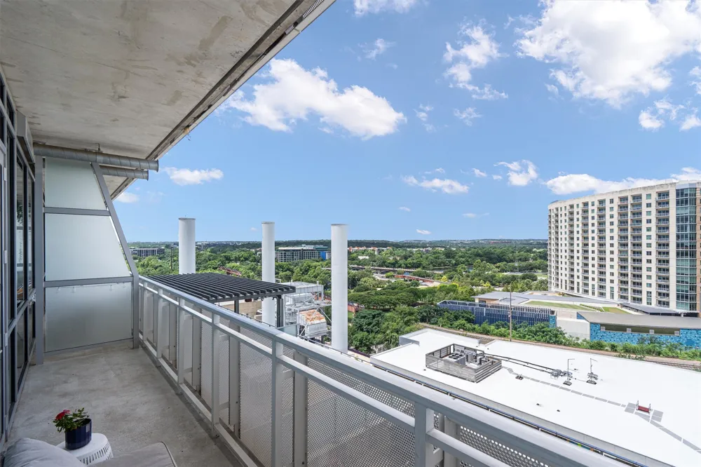 222 West Avenue #1108 Austin, TX 78701