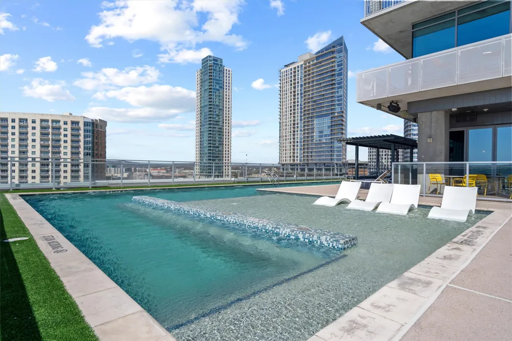222 West Avenue #1108 Austin, TX 78701