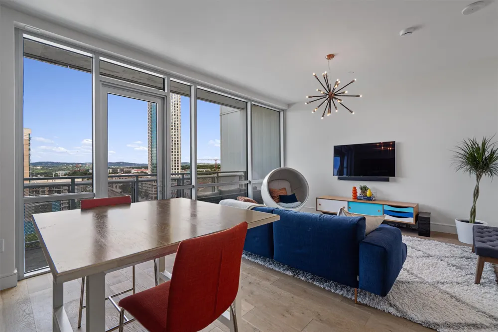 222 West Avenue #1108 Austin, TX 78701