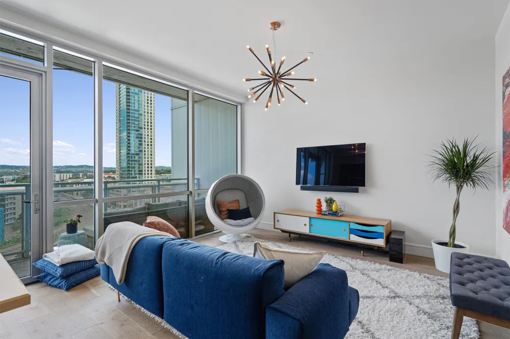 222 West Avenue #1108 Austin, TX 78701