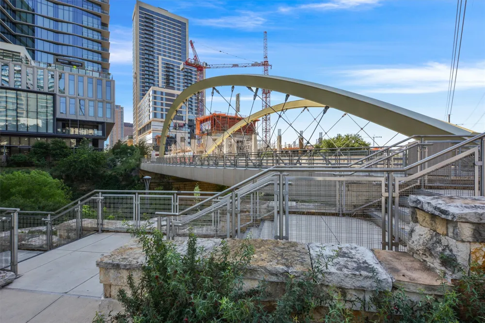 222 West Avenue #1108 Austin, TX 78701