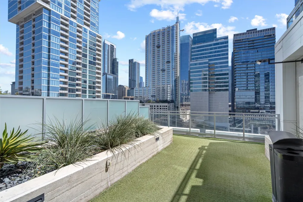 222 West Avenue #1108 Austin, TX 78701