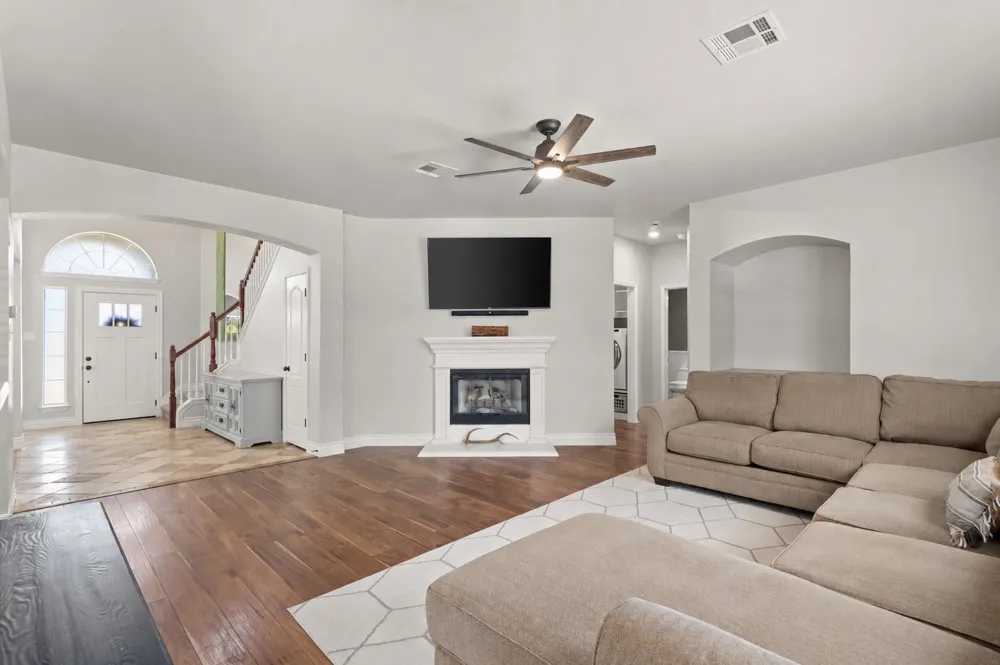 3409 Longhorn Trail Round Rock, TX 78665