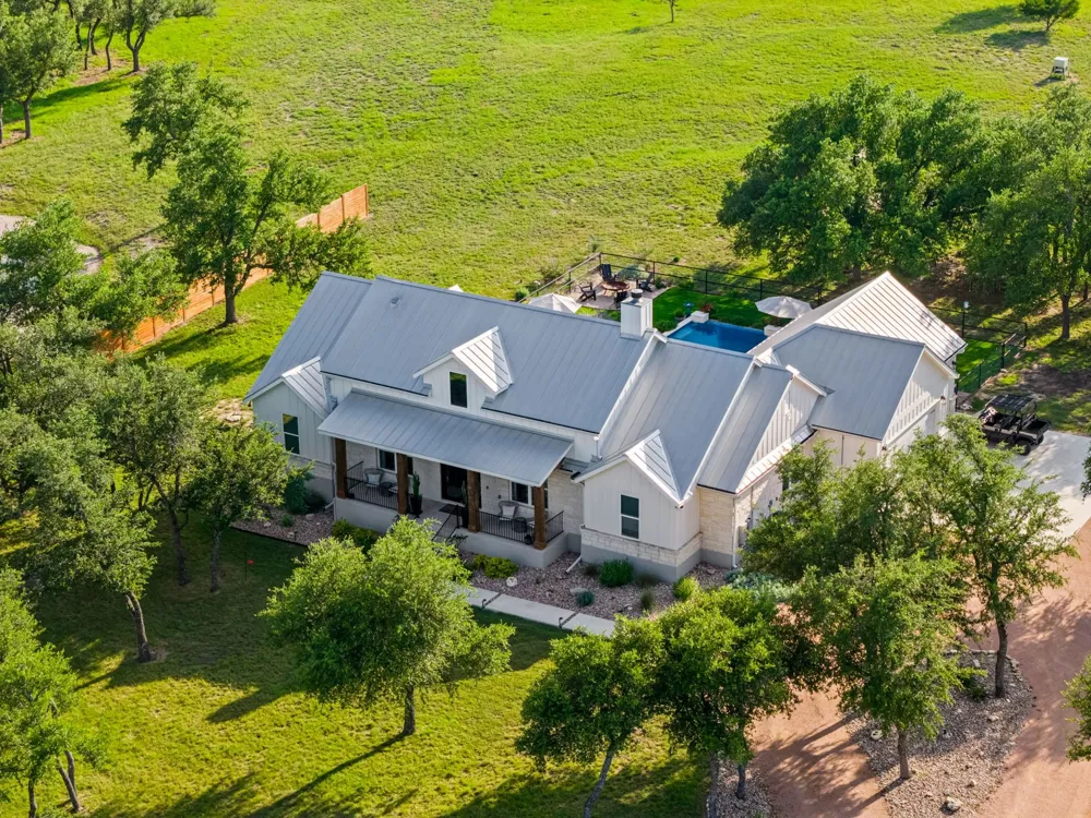 2009 Axis Circle Fredericksburg, TX 78624