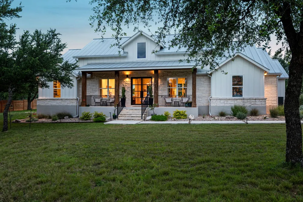 2009 Axis Circle Fredericksburg, TX 78624