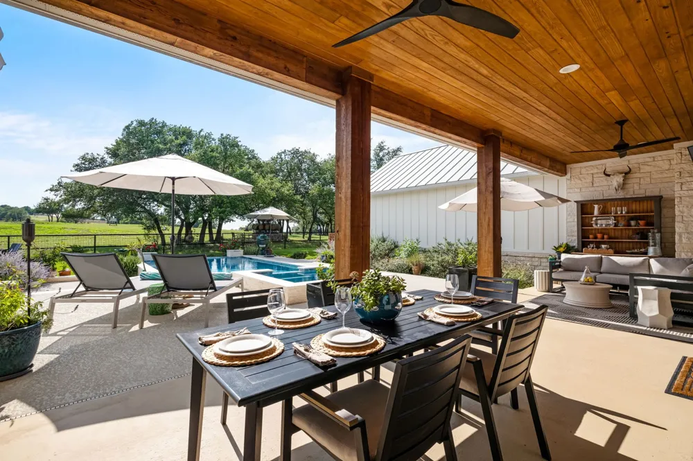 2009 Axis Circle Fredericksburg, TX 78624