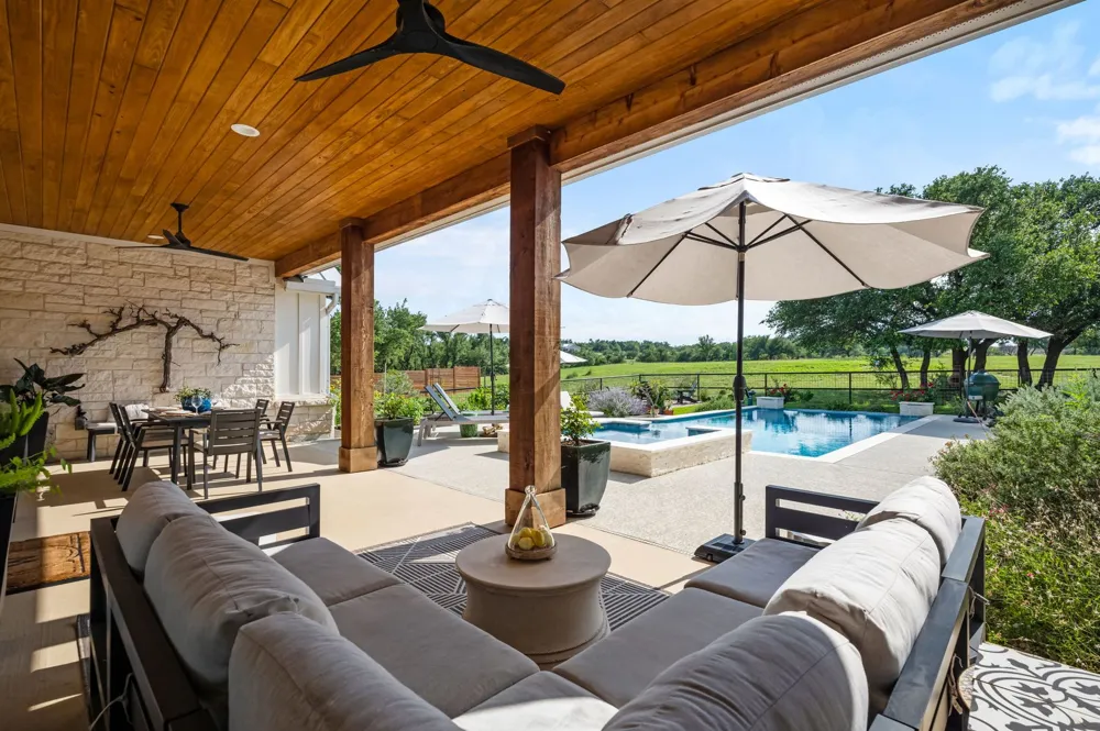 2009 Axis Circle Fredericksburg, TX 78624