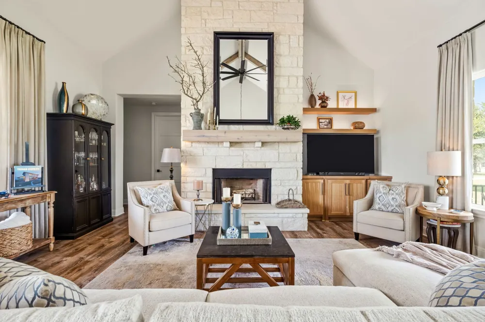 2009 Axis Circle Fredericksburg, TX 78624
