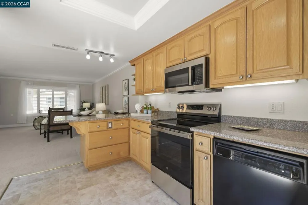 1209 Oakmont Dr #6 #6 Walnut Creek, CA 94595