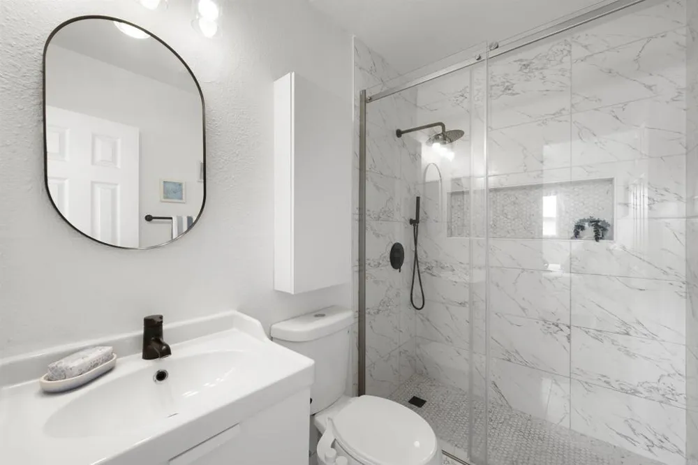 1460 Seacoast Drive #11 Imperial Beach, CA 91932
