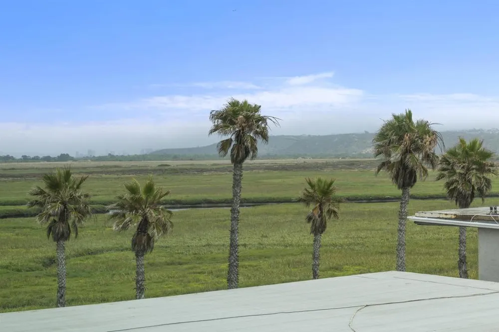 1460 Seacoast Drive #11 Imperial Beach, CA 91932