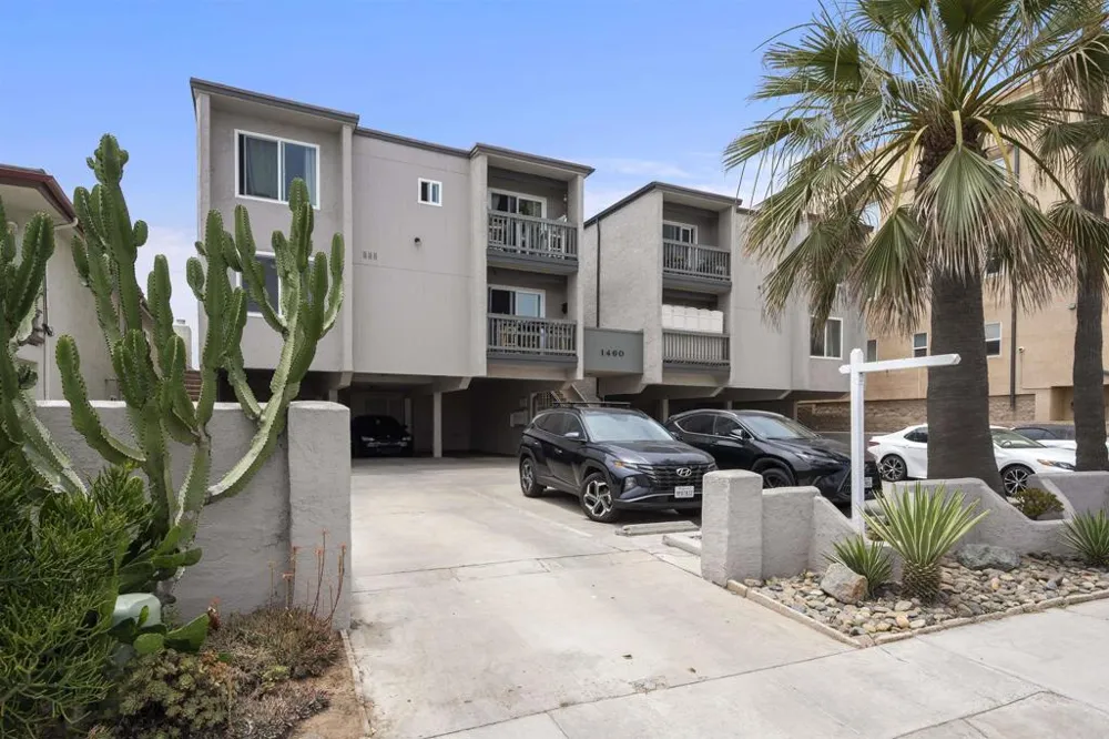 1460 Seacoast Drive #11 Imperial Beach, CA 91932