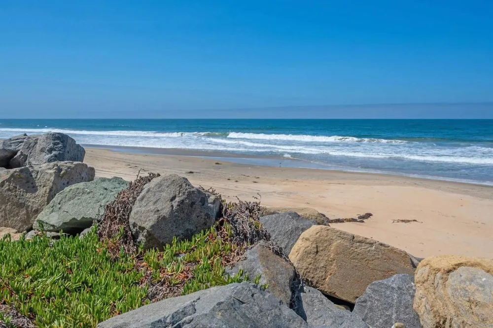 1460 Seacoast Drive #11 Imperial Beach, CA 91932