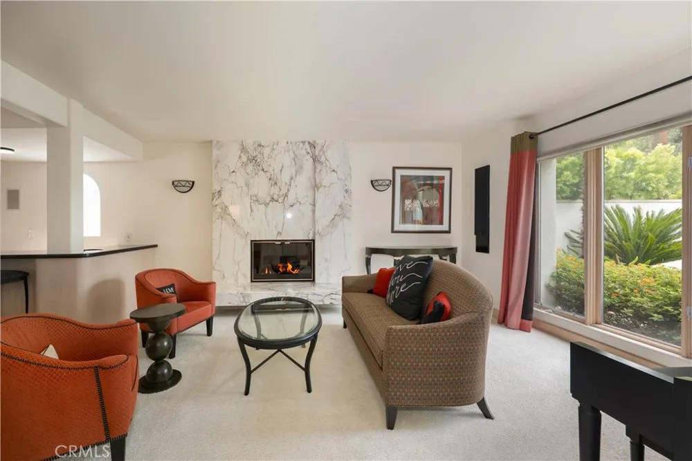 12023 Laurel Lane Studio City, CA 91604
