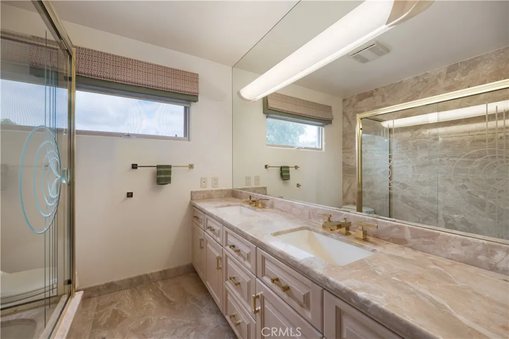 12023 Laurel Lane Studio City, CA 91604