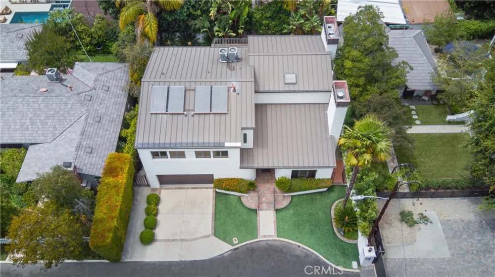 12023 Laurel Lane Studio City, CA 91604