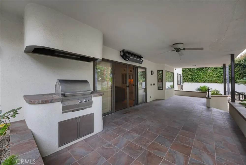 12023 Laurel Lane Studio City, CA 91604