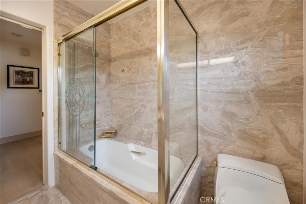 12023 Laurel Lane Studio City, CA 91604
