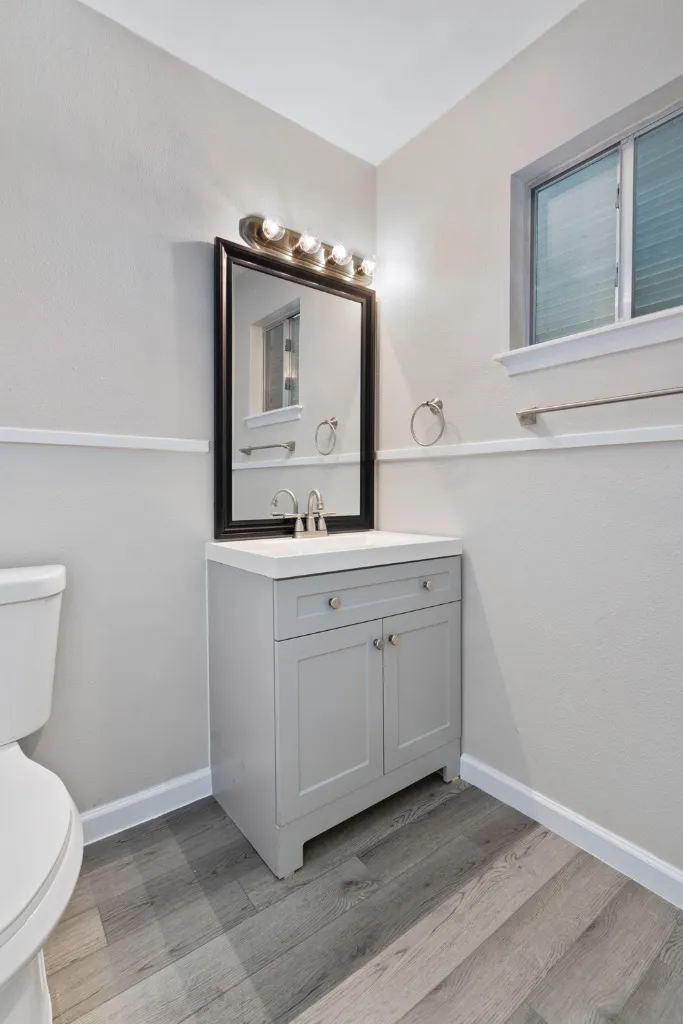 1813 Woodland Avenue Austin, TX 78741