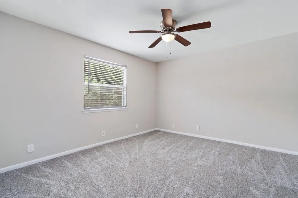 1813 Woodland Avenue Austin, TX 78741