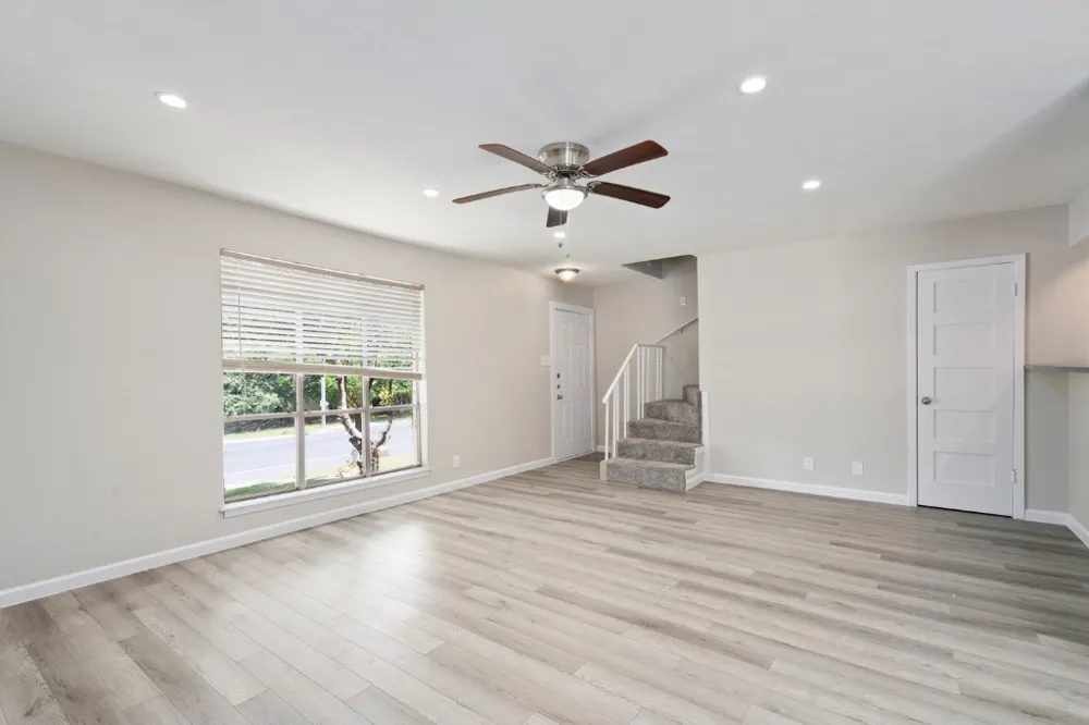 1813 Woodland Avenue Austin, TX 78741