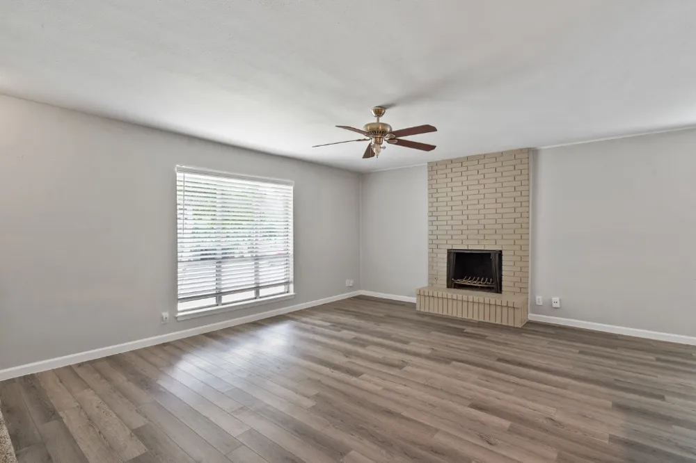 1813 Woodland Avenue Austin, TX 78741