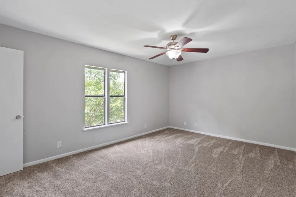 1813 Woodland Avenue Austin, TX 78741