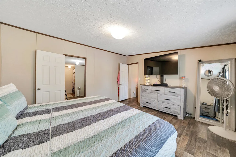 2755 Washburn Road Luling, TX 78648