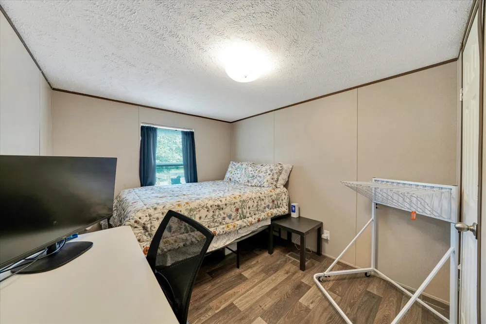 2755 Washburn Road Luling, TX 78648