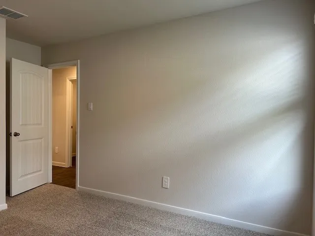 311 Darwin Place Lockhart, TX 78644