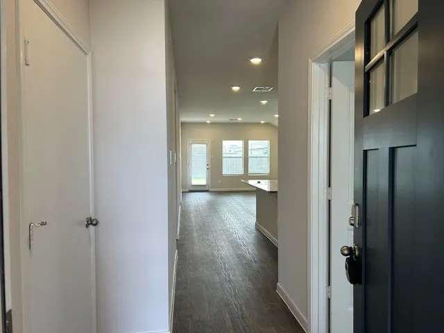 311 Darwin Place Lockhart, TX 78644