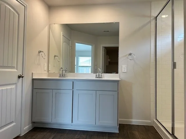 311 Darwin Place Lockhart, TX 78644