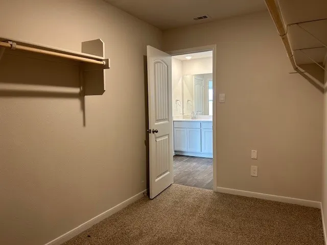 311 Darwin Place Lockhart, TX 78644