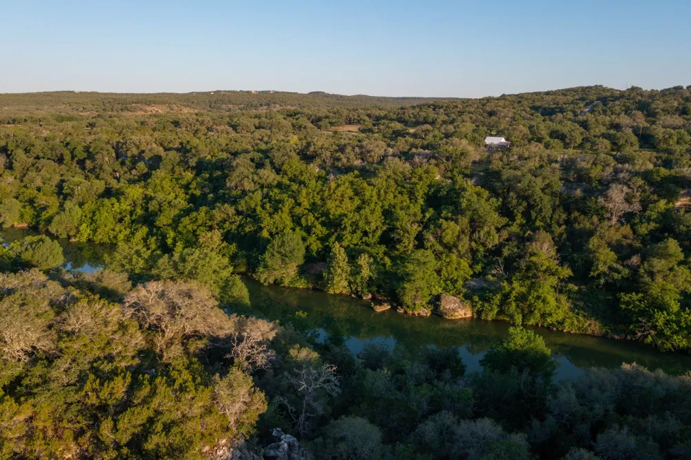 3303 Fearless Treadway Round Mountain, TX 78663