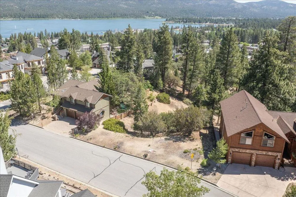 40587 Ironwood Drive Big Bear, CA 92315