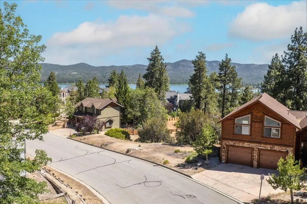 40587 Ironwood Drive Big Bear, CA 92315