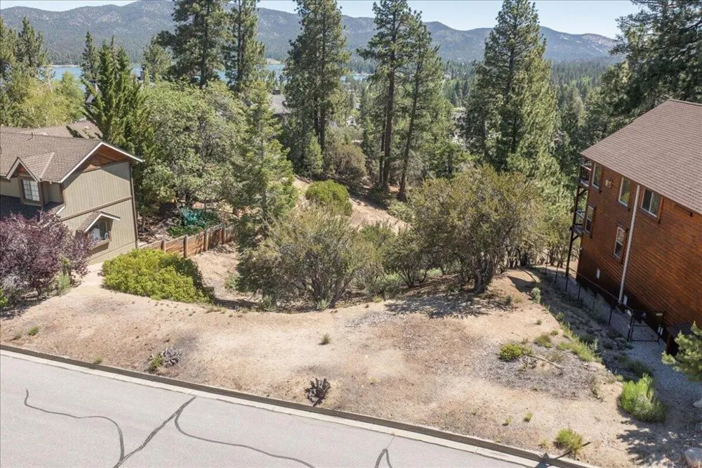 40587 Ironwood Drive Big Bear, CA 92315