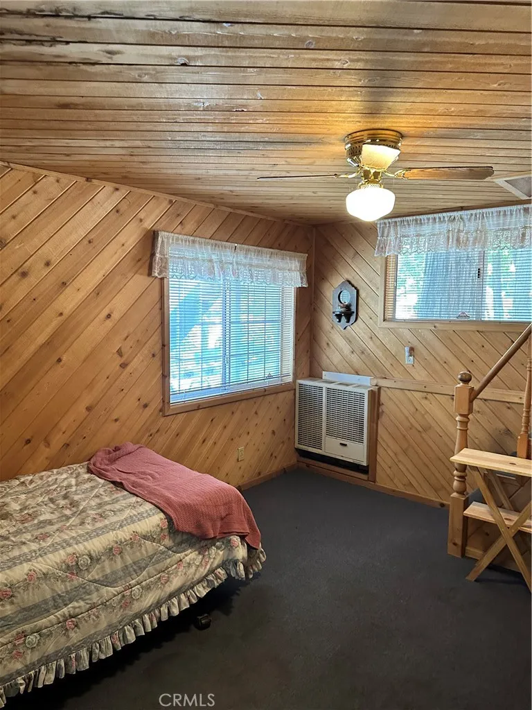 1223 Bear Springs Rimforest, CA 92378